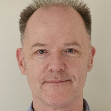 Dr Doug MacKie